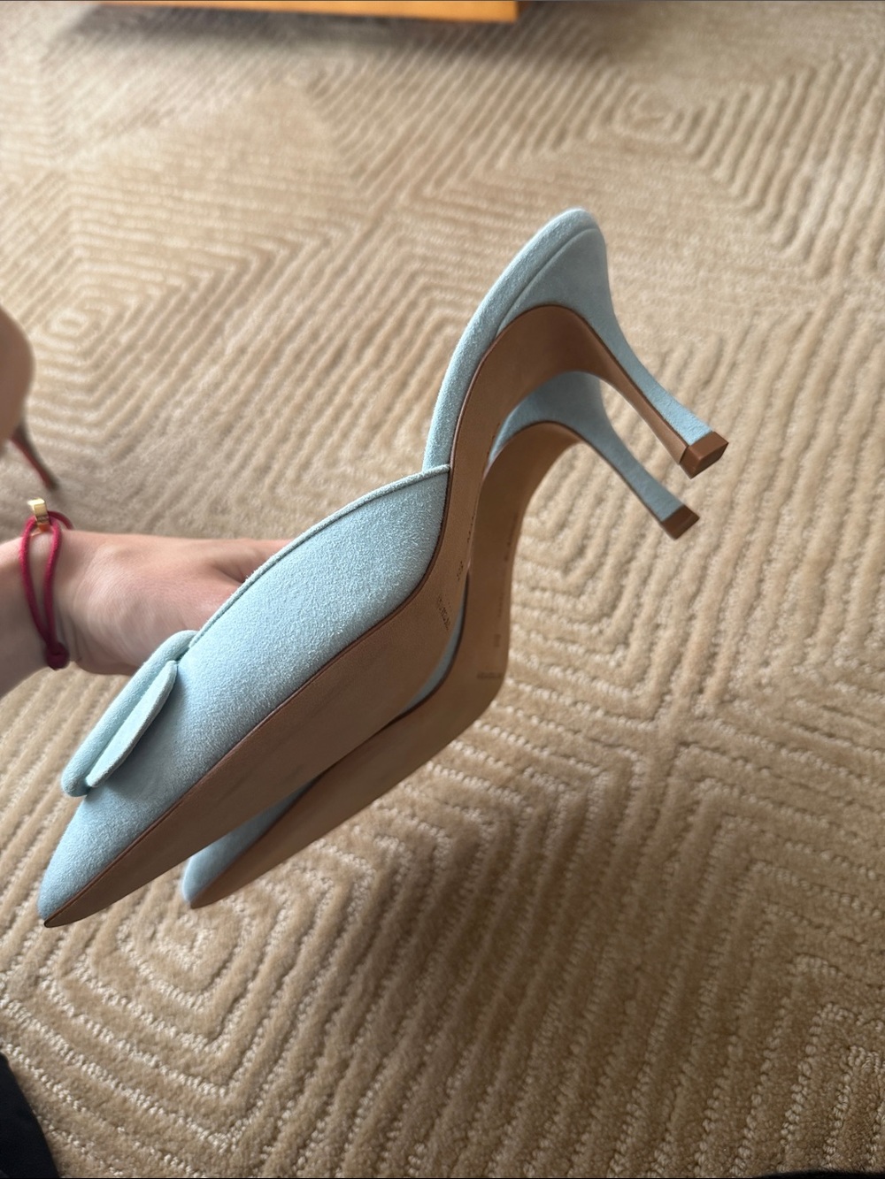 Manolo Blahnik Pale Blue Suede Pointed Buckle Mules - Picture 3 of 3